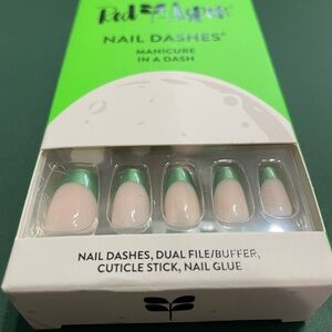 Red Aspen Nail Dash